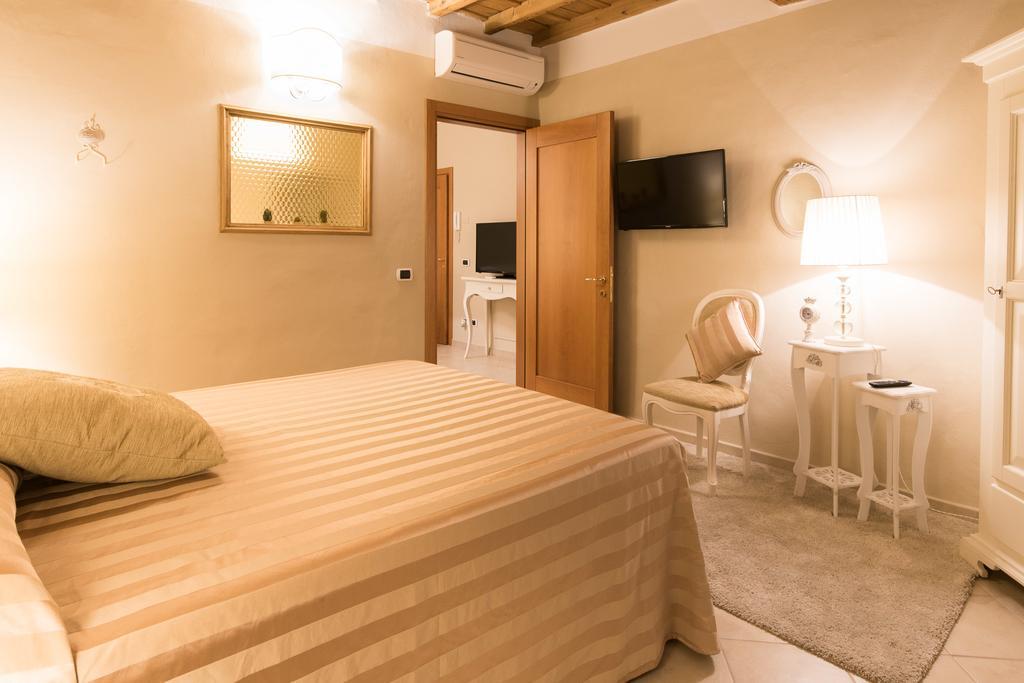 Residenza Marchesi Pontenani Флоренция Экстерьер фото