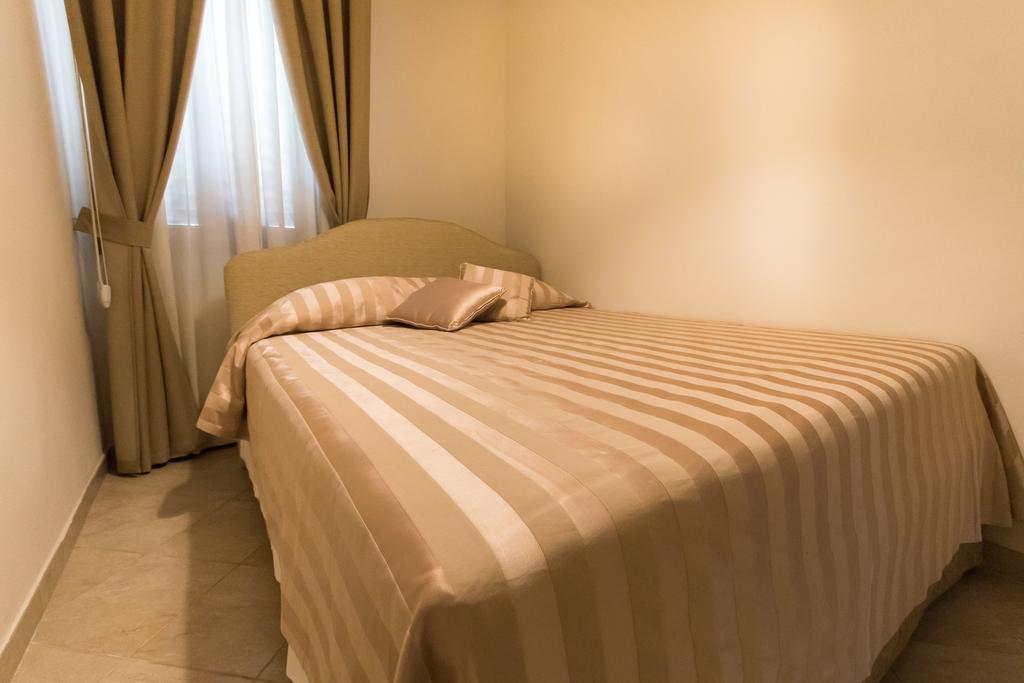 Residenza Marchesi Pontenani Флоренция Экстерьер фото