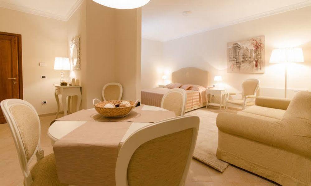 Residenza Marchesi Pontenani Флоренция Экстерьер фото